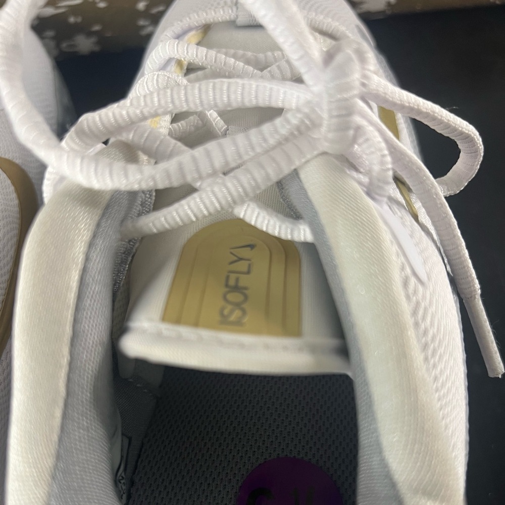 Nike Isofly - Picture 4 of 8